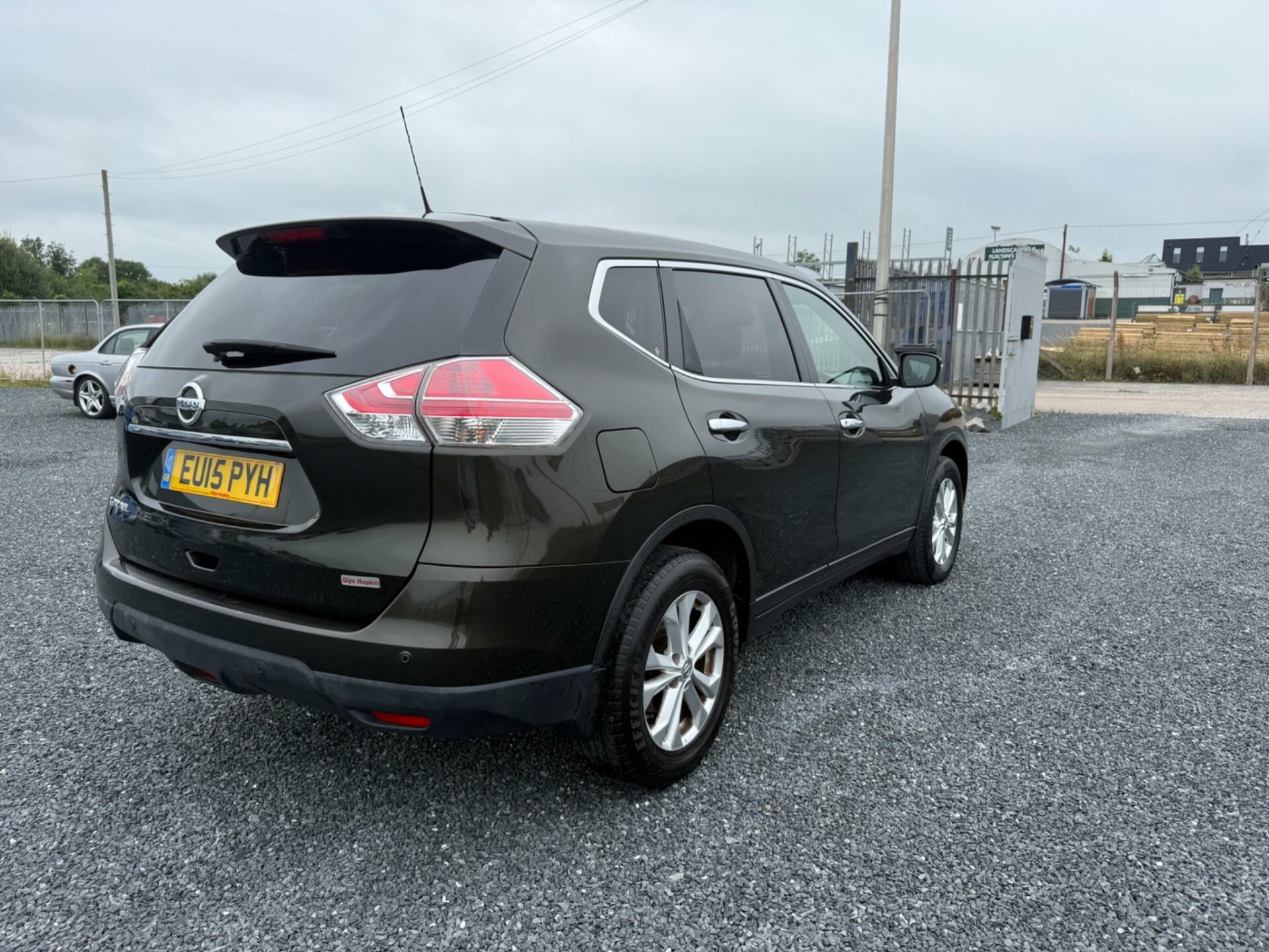 Nissan X Trail