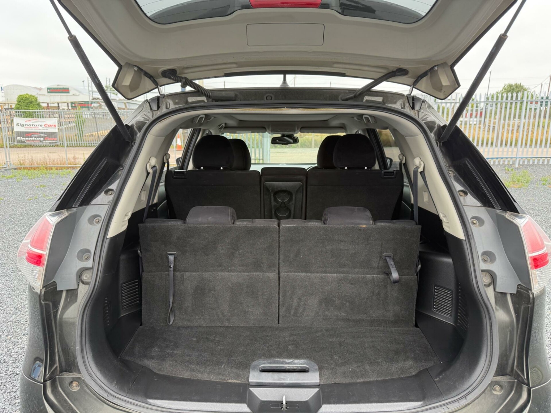 Nissan X Trail