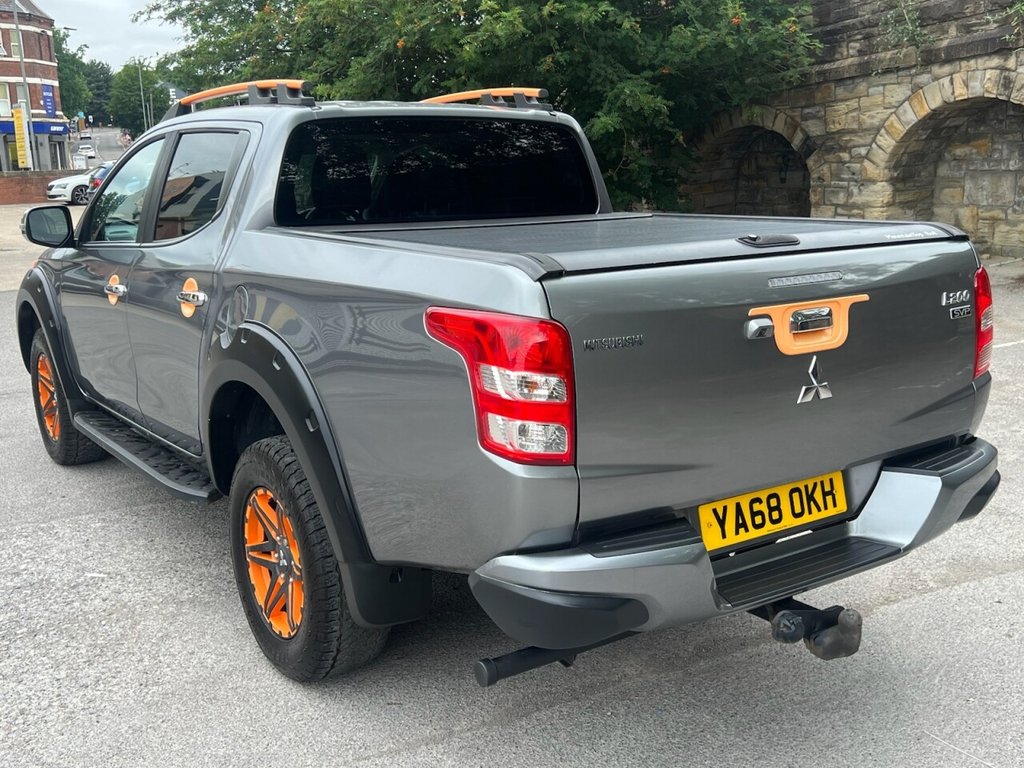 Mitsubishi L200