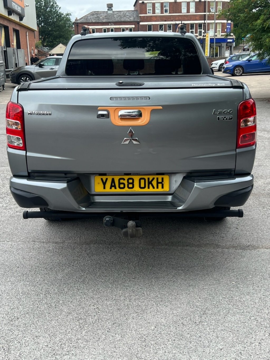 Mitsubishi L200