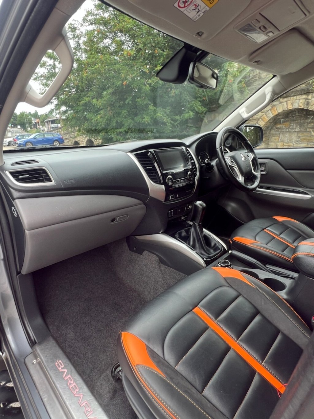 Mitsubishi L200