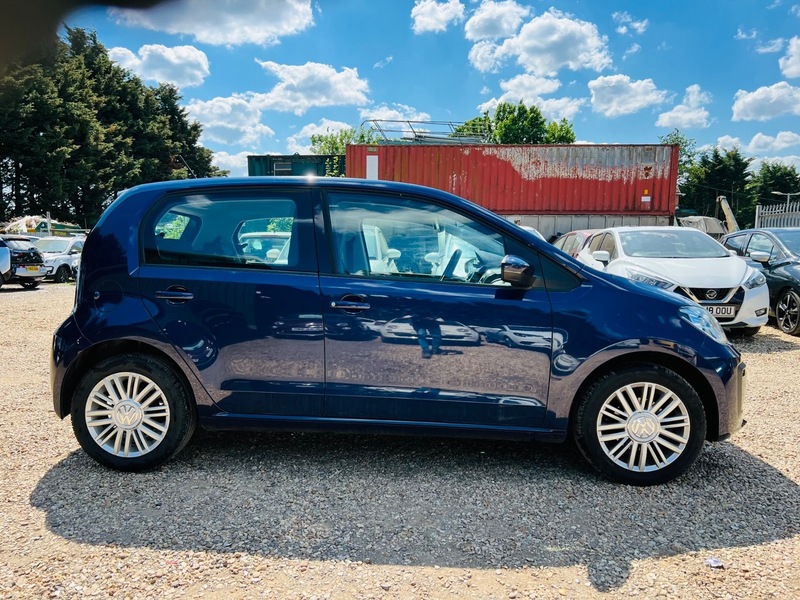 Volkswagen UP