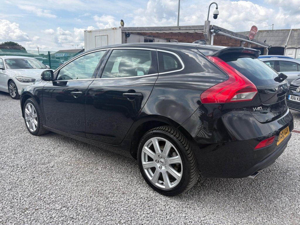 Volvo V40