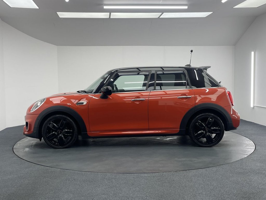MINI Hatch