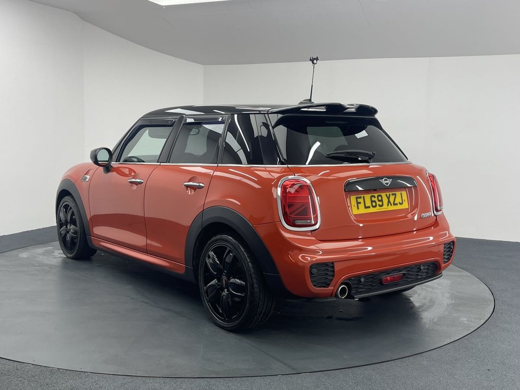 MINI Hatch