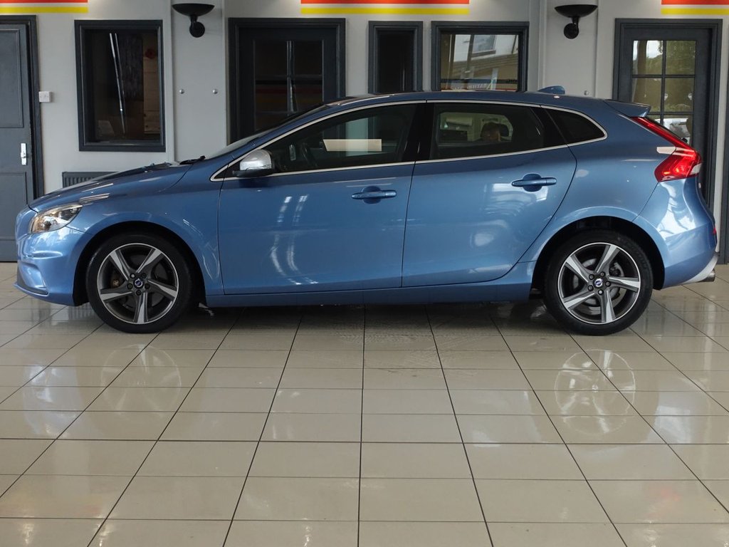 Volvo V40