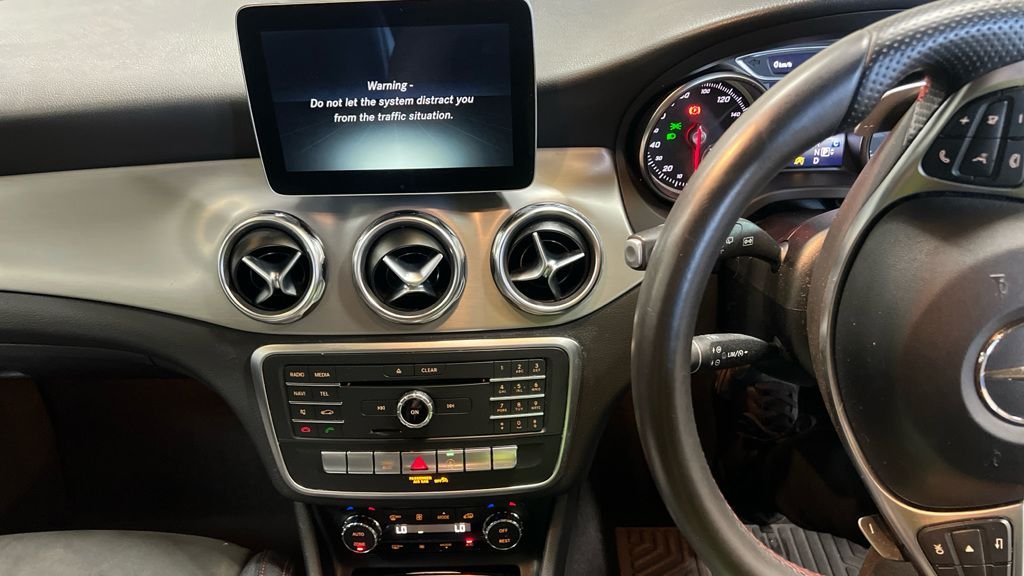 Mercedes Benz GLA Class