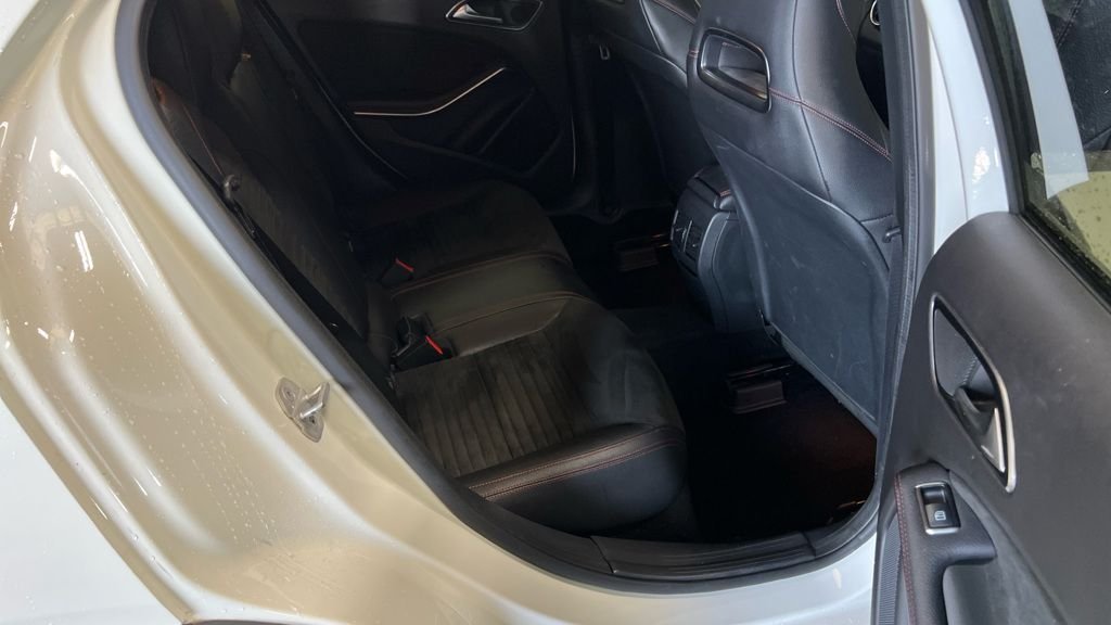 Mercedes Benz GLA Class