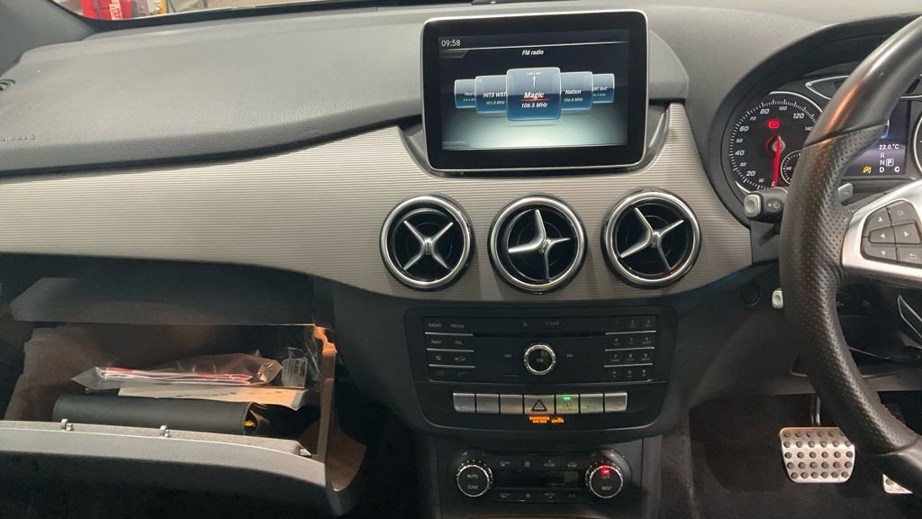 Mercedes Benz B Class