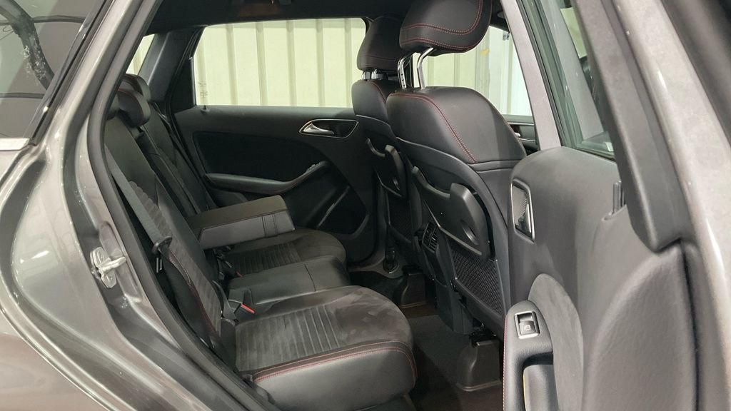Mercedes Benz B Class