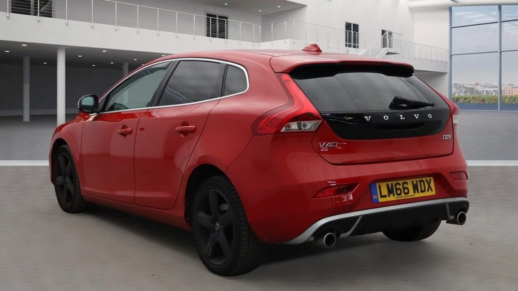 Volvo V40