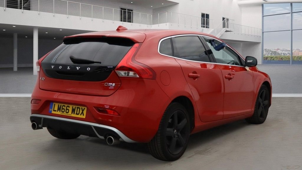 Volvo V40