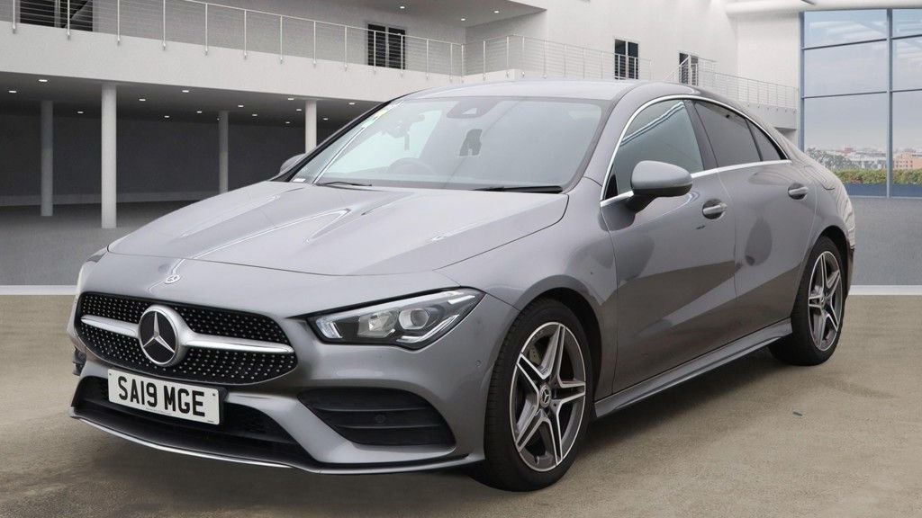 Mercedes Benz CLA