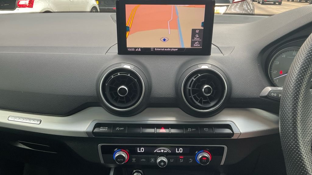 Audi SQ2