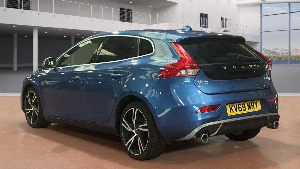 Volvo V40