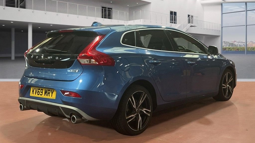 Volvo V40