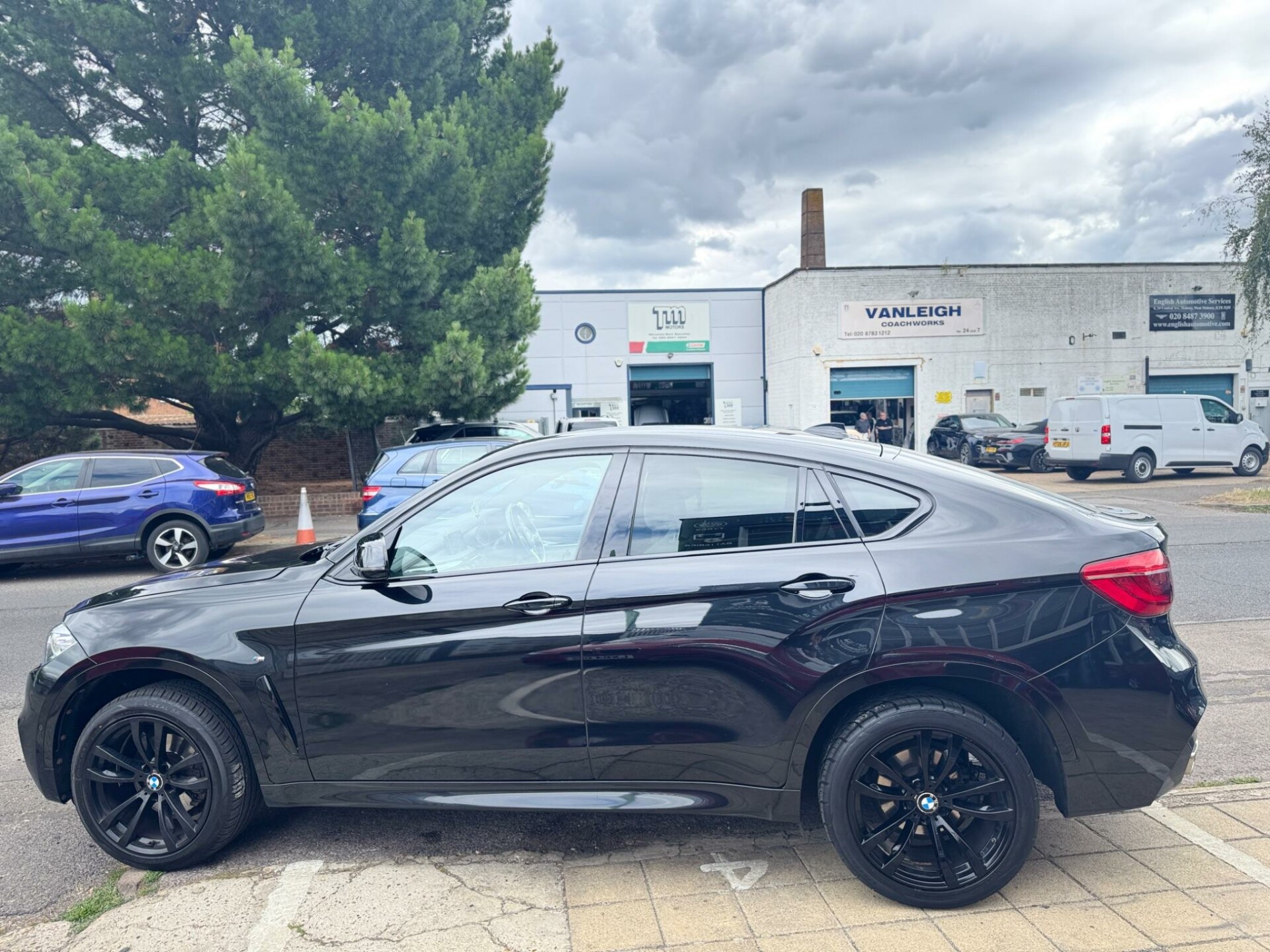 BMW X6