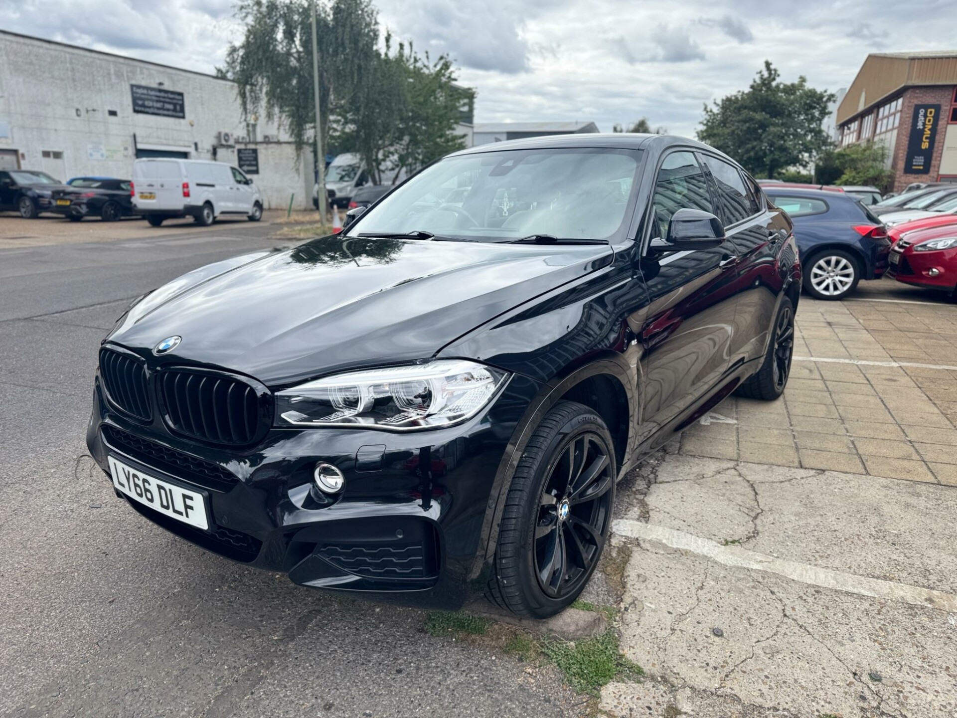 BMW X6