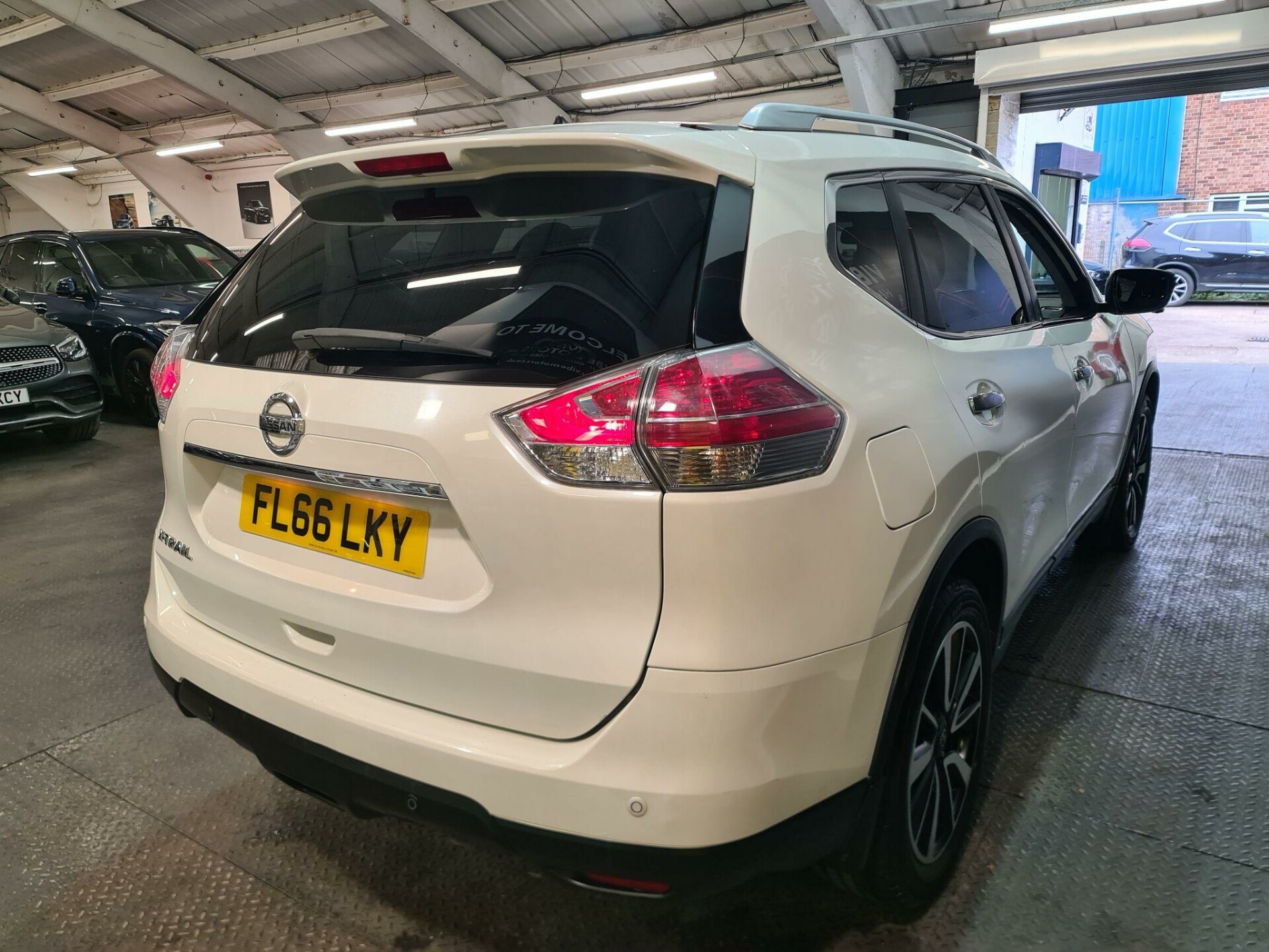 Nissan X Trail