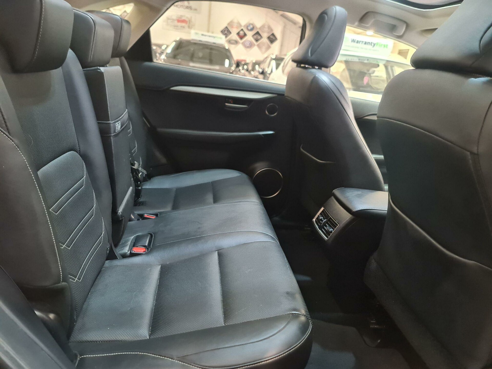 Lexus NX 300h