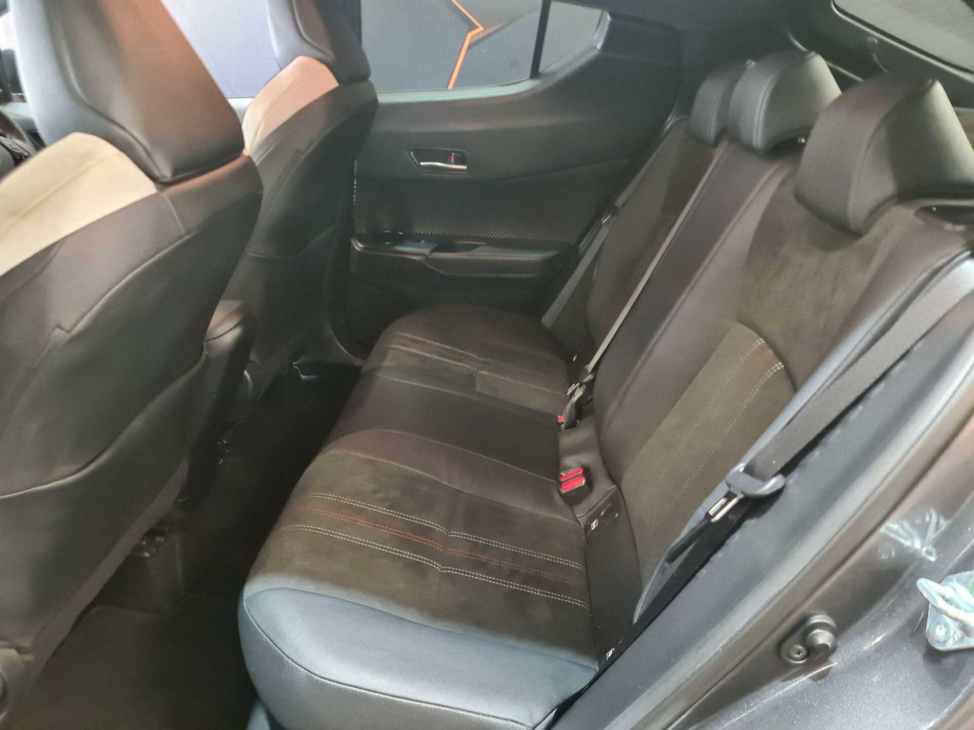 Toyota C HR