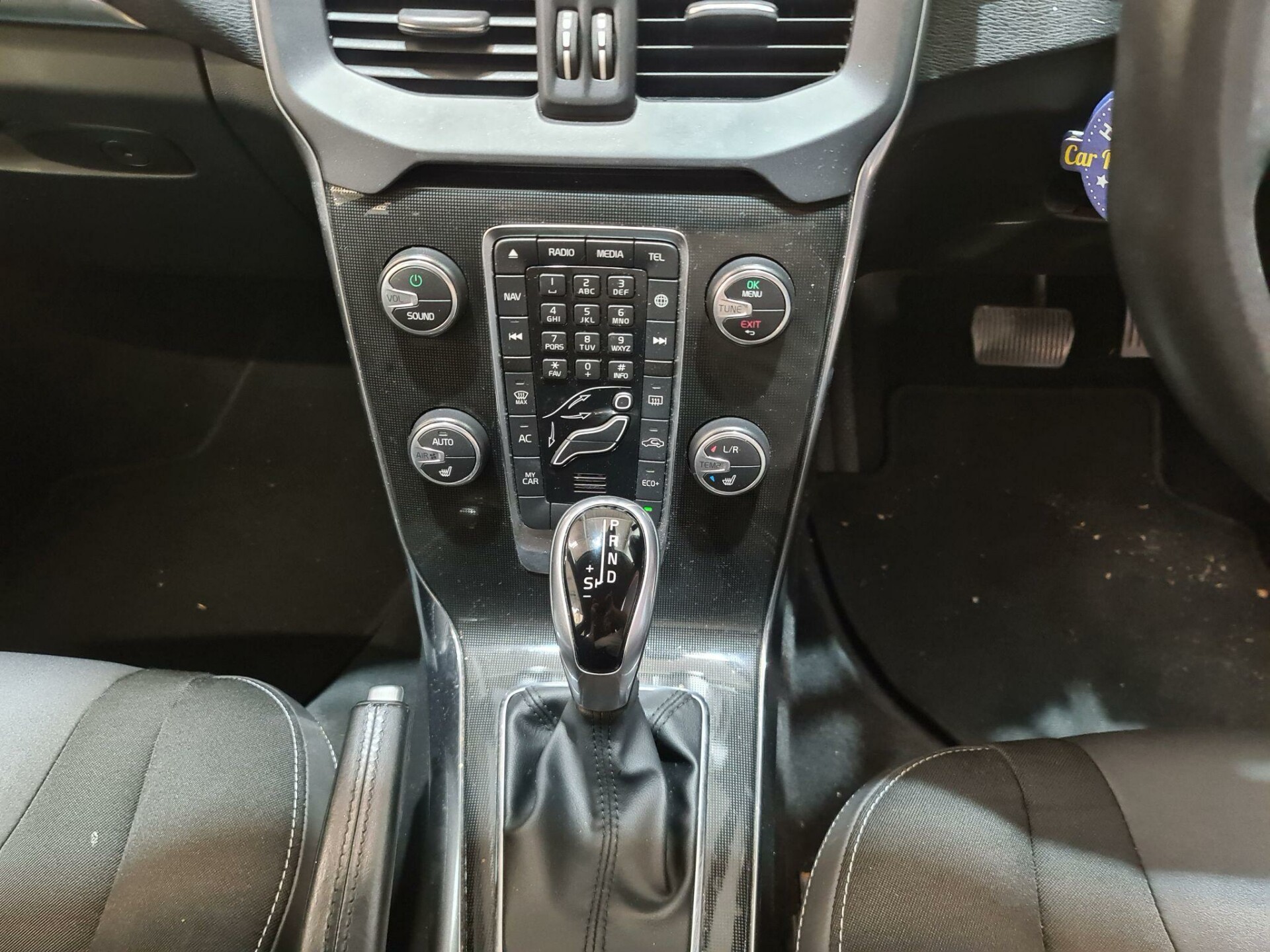 Volvo V40