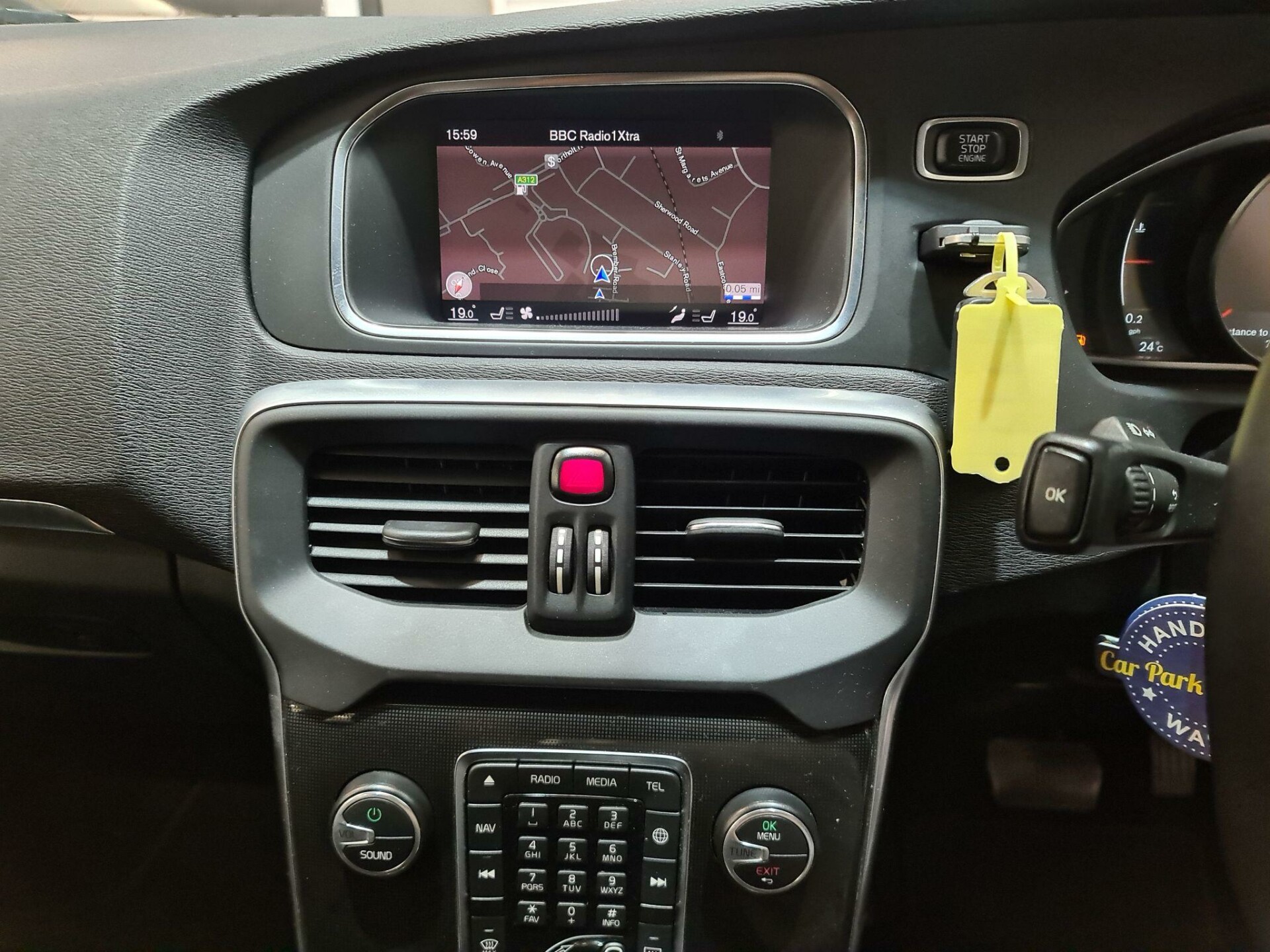 Volvo V40