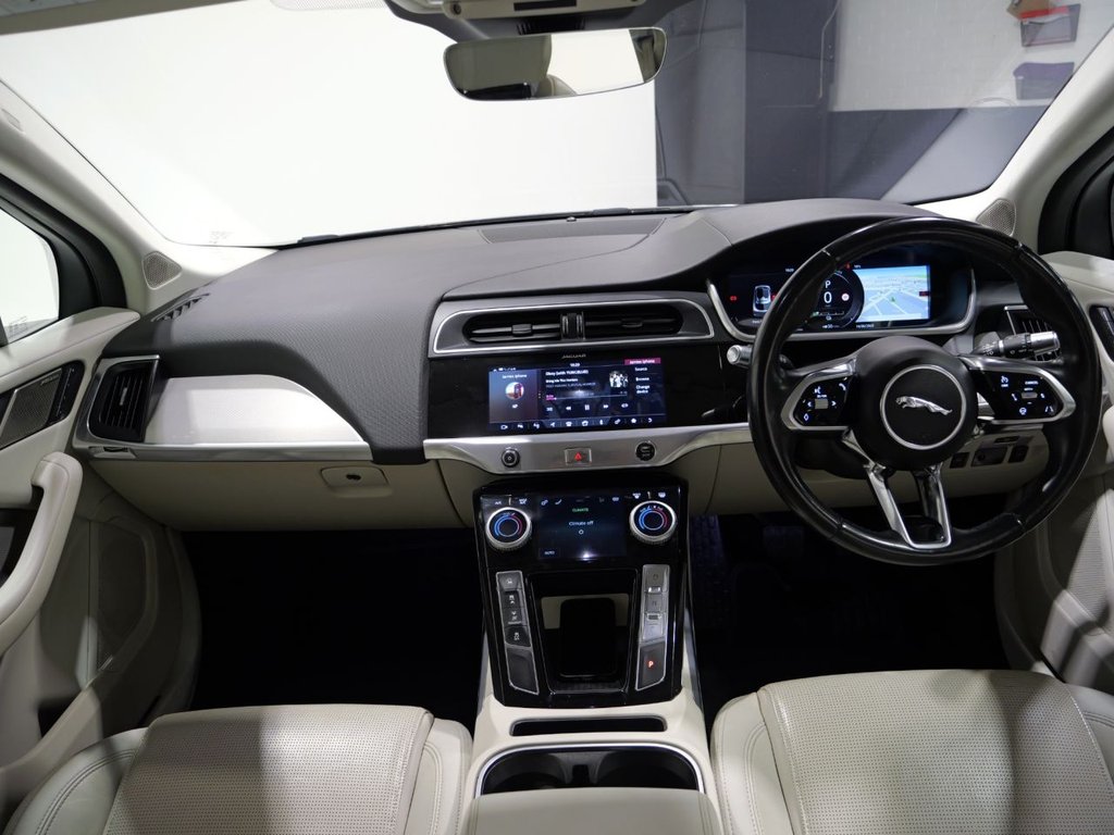 Jaguar I Pace