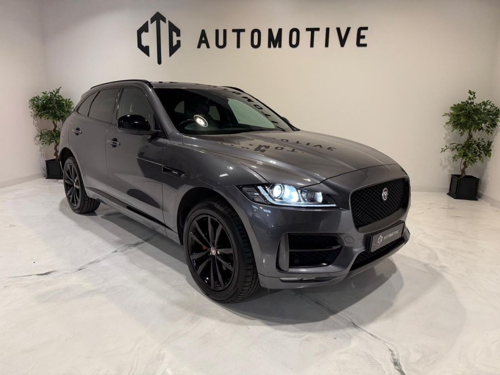 Jaguar F Pace