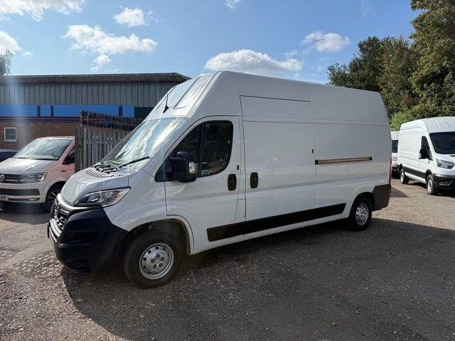 Vauxhall Movano