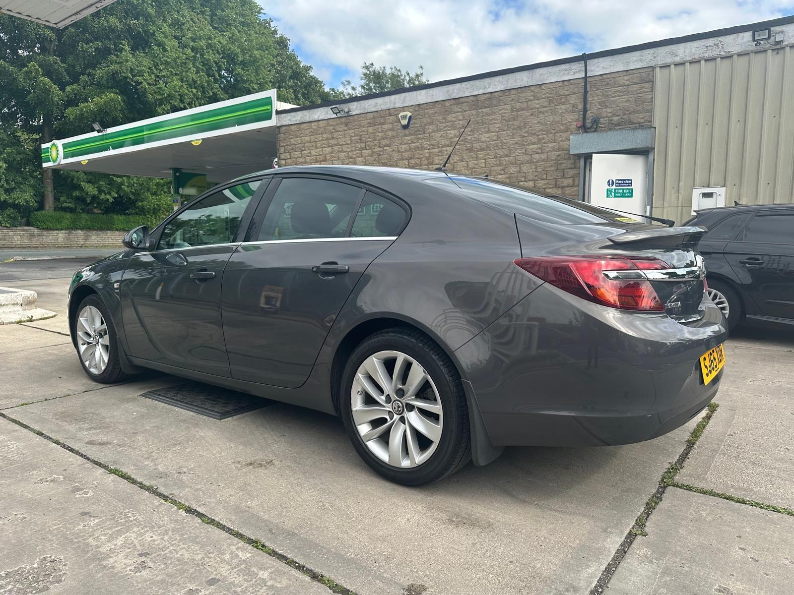 Vauxhall Insignia