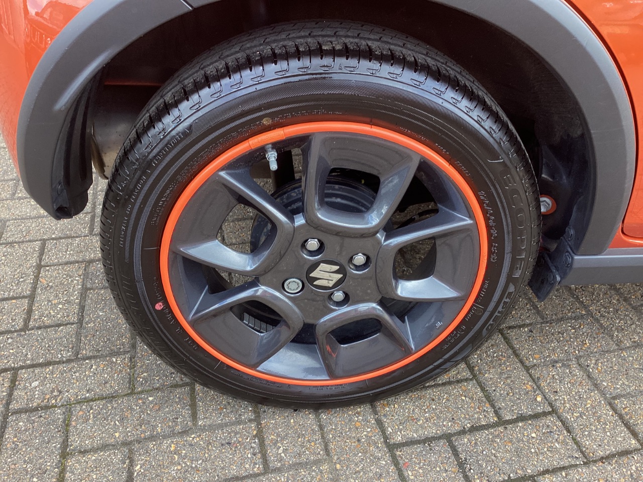 Suzuki Ignis