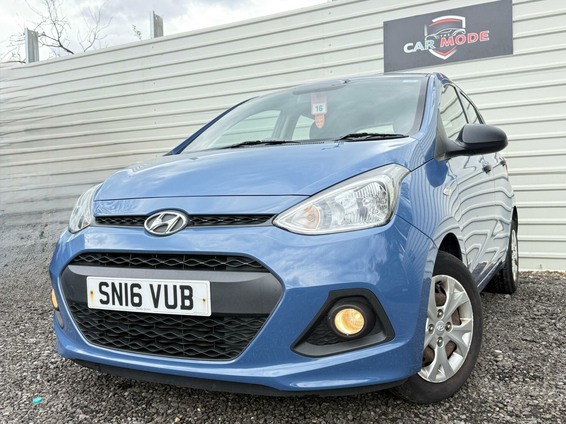 Hyundai i10