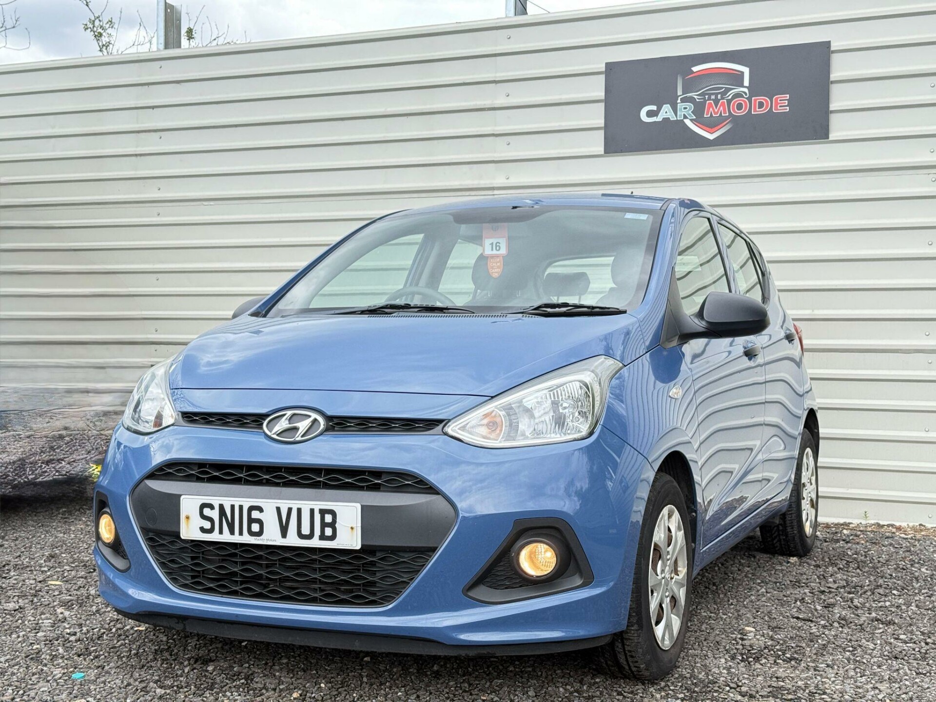 Hyundai i10