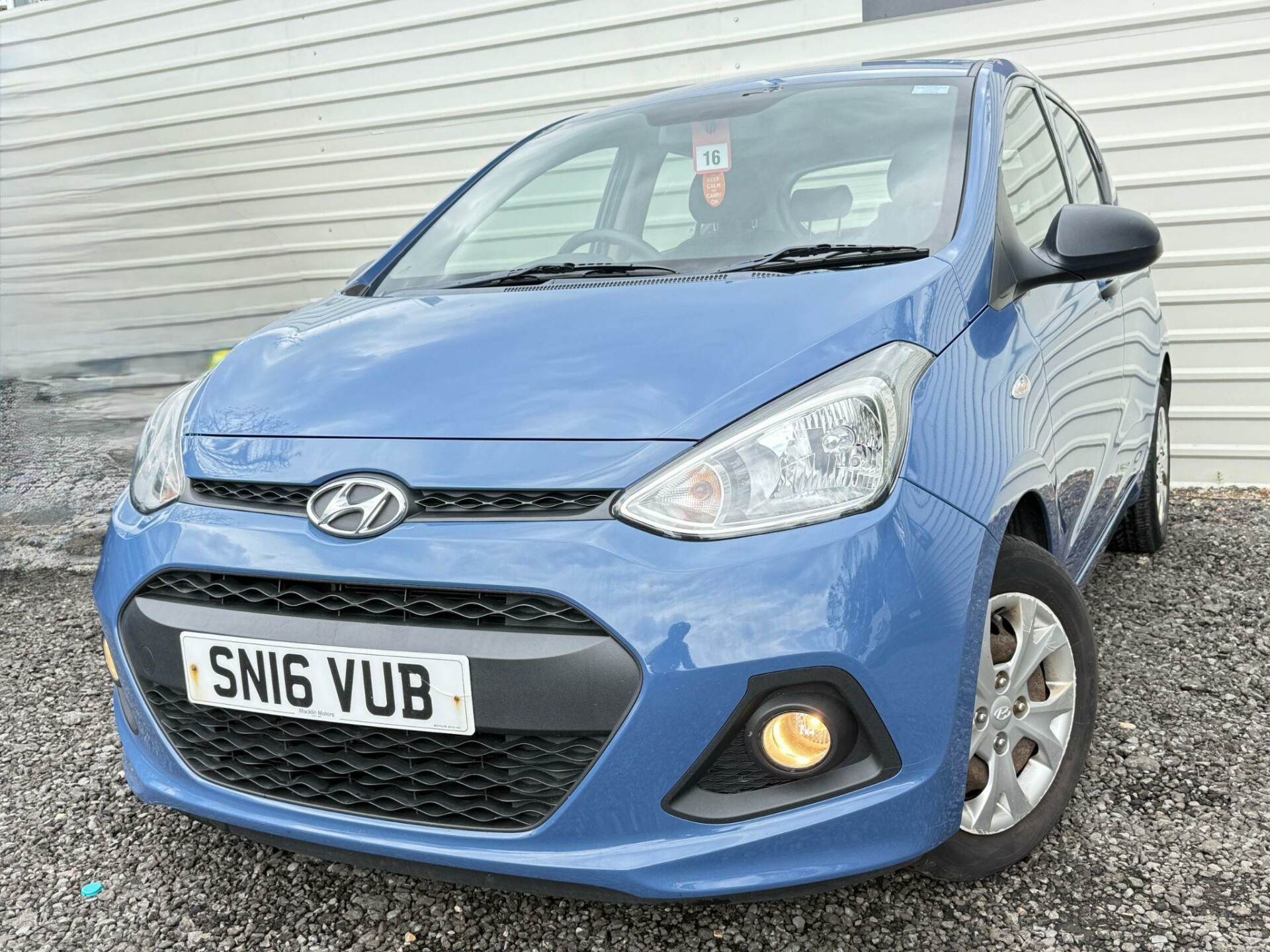 Hyundai i10