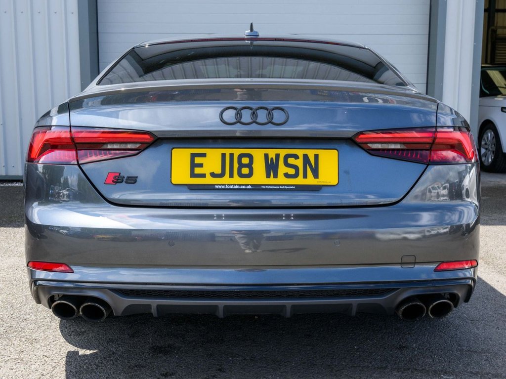 Audi S5