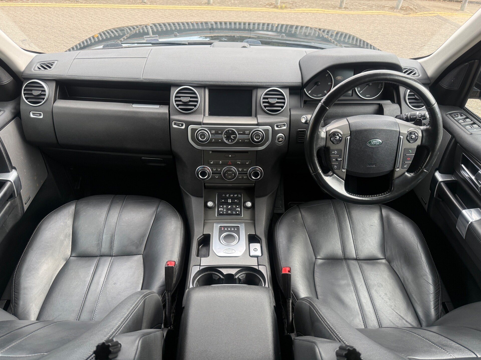Land Rover Discovery 4
