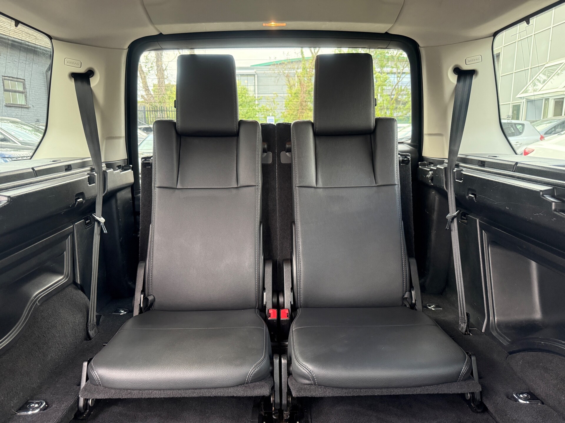 Land Rover Discovery 4
