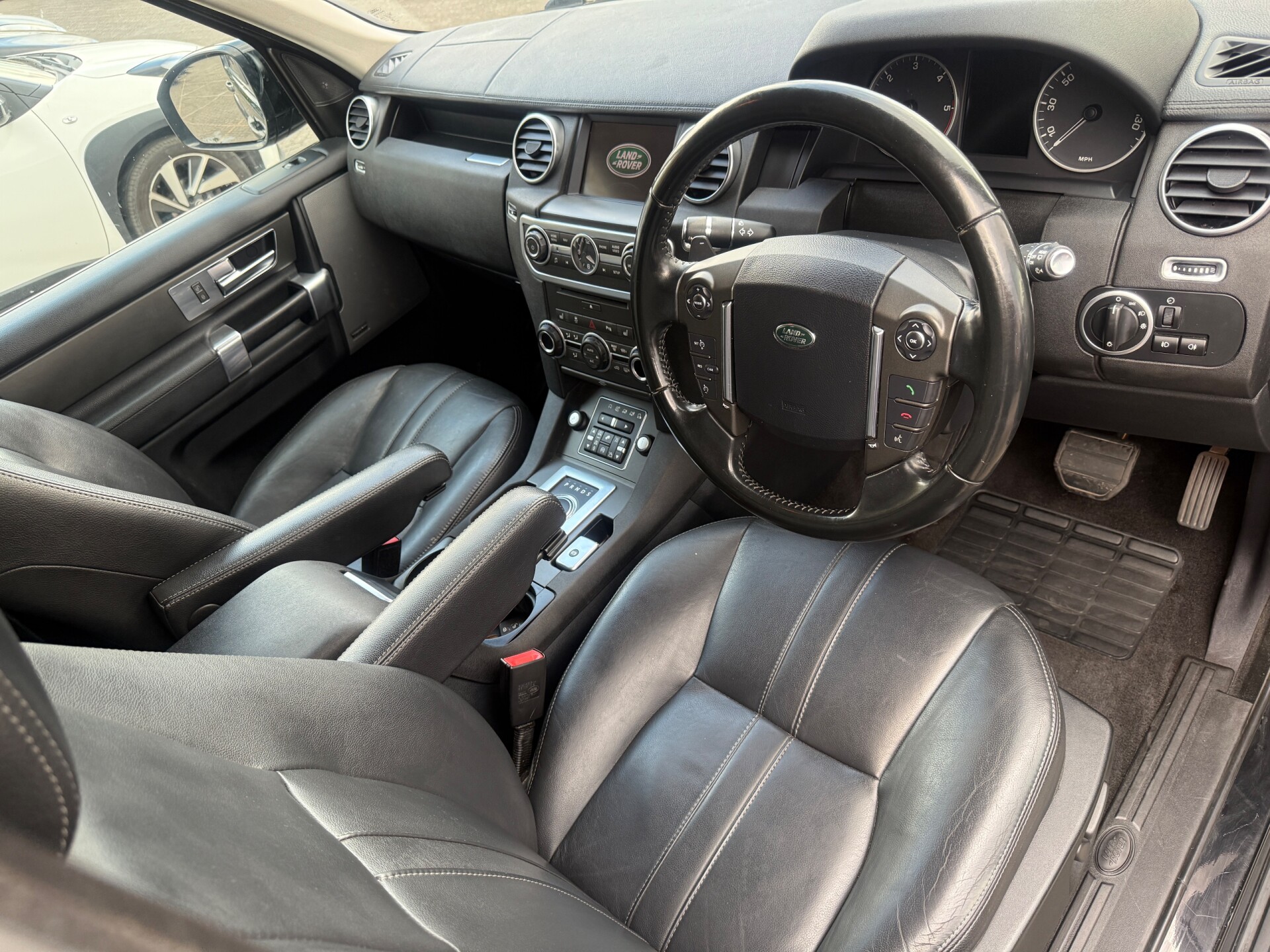 Land Rover Discovery 4