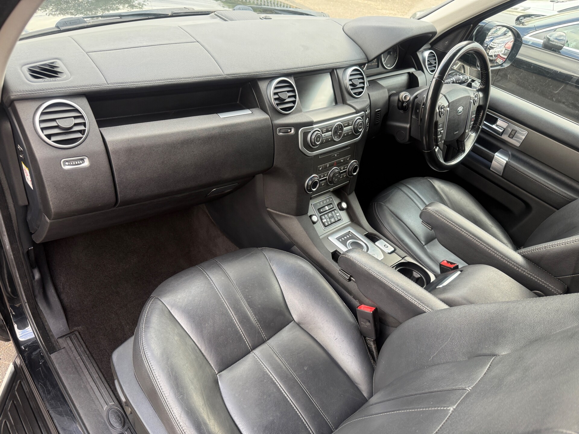 Land Rover Discovery 4