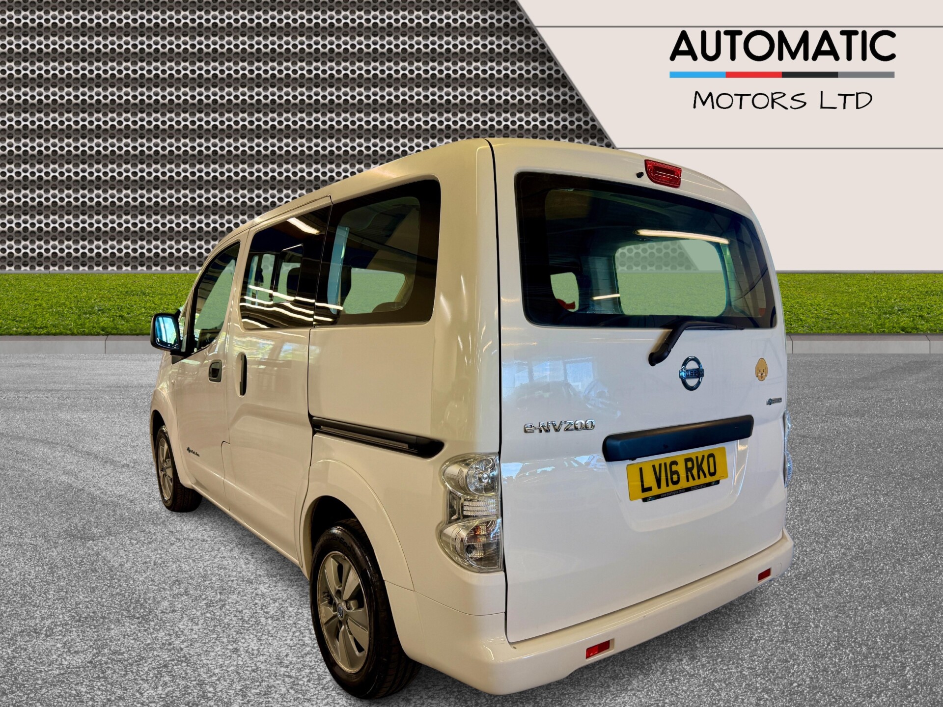 Nissan eNV200