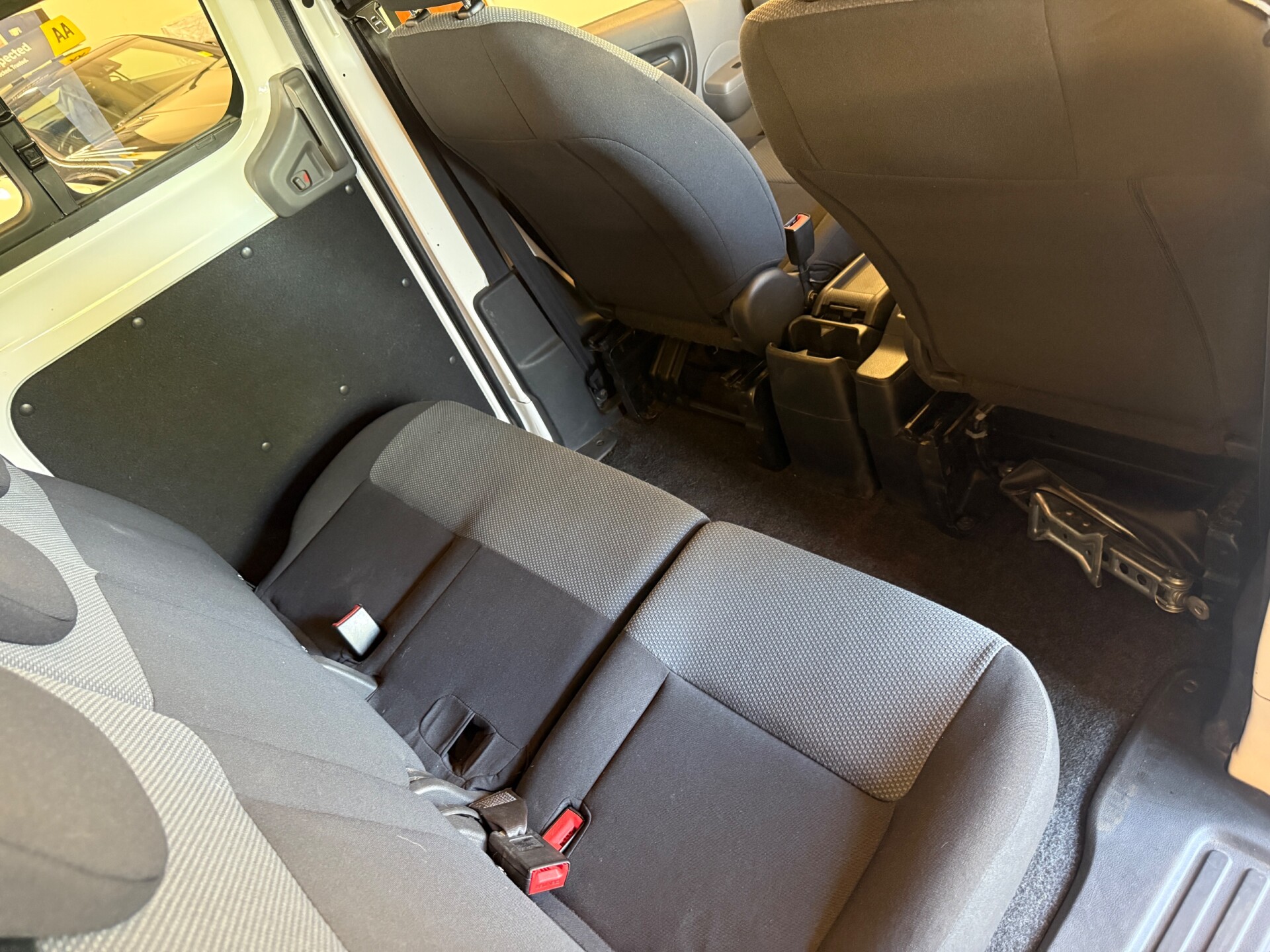 Nissan eNV200