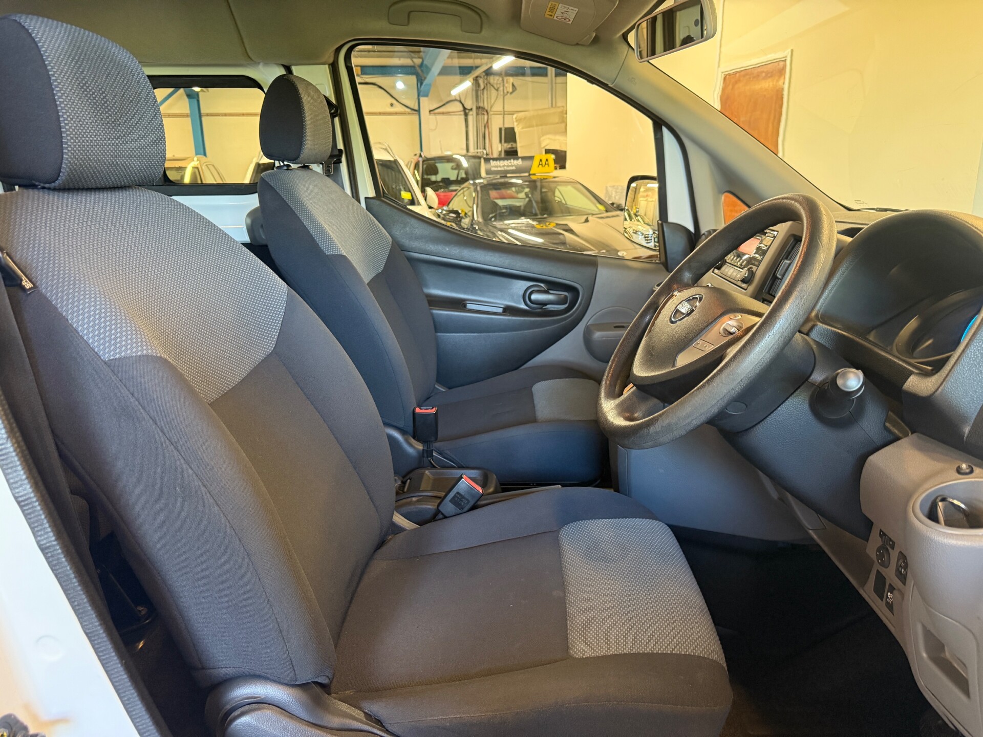 Nissan eNV200