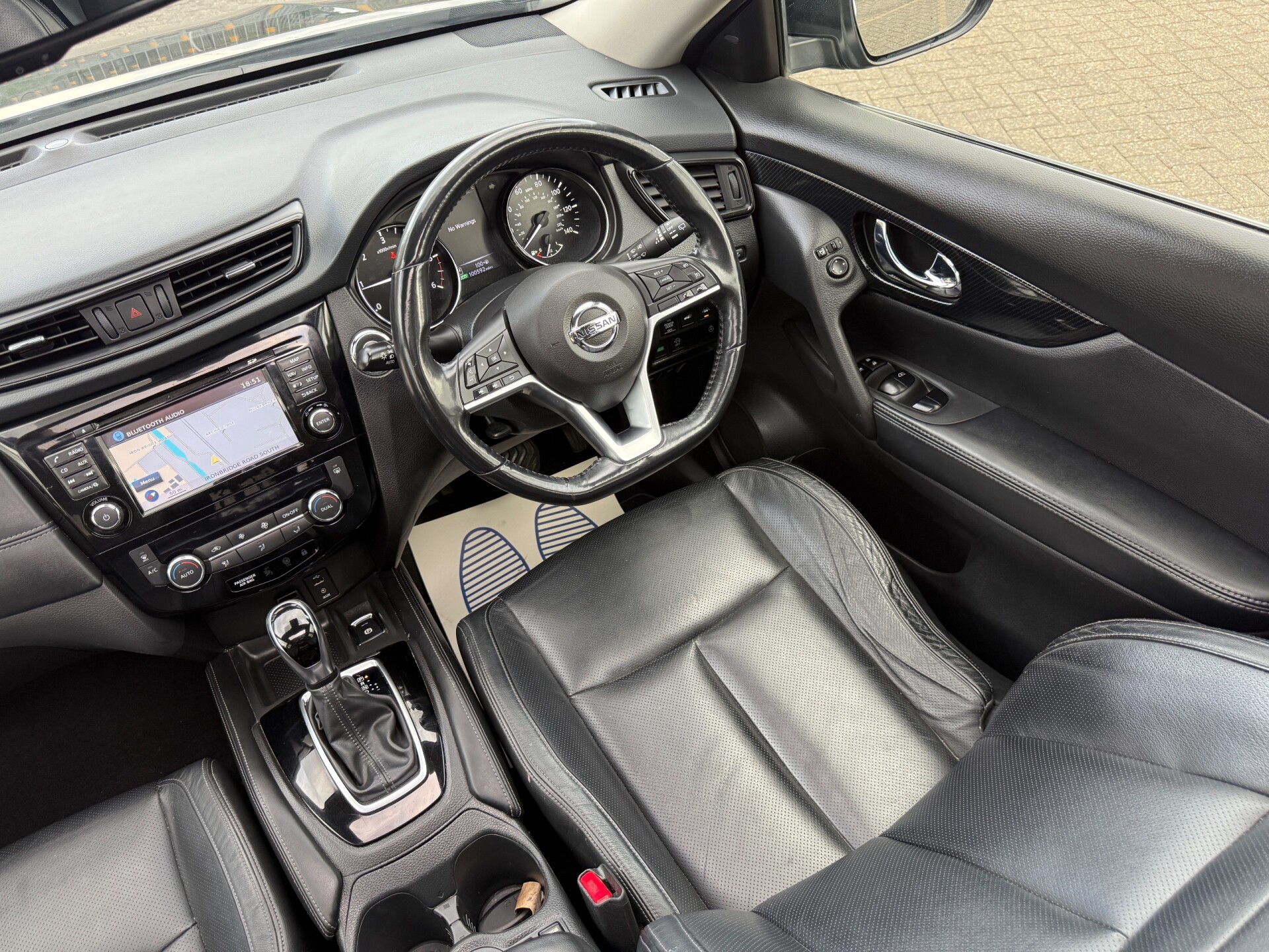 Nissan X Trail