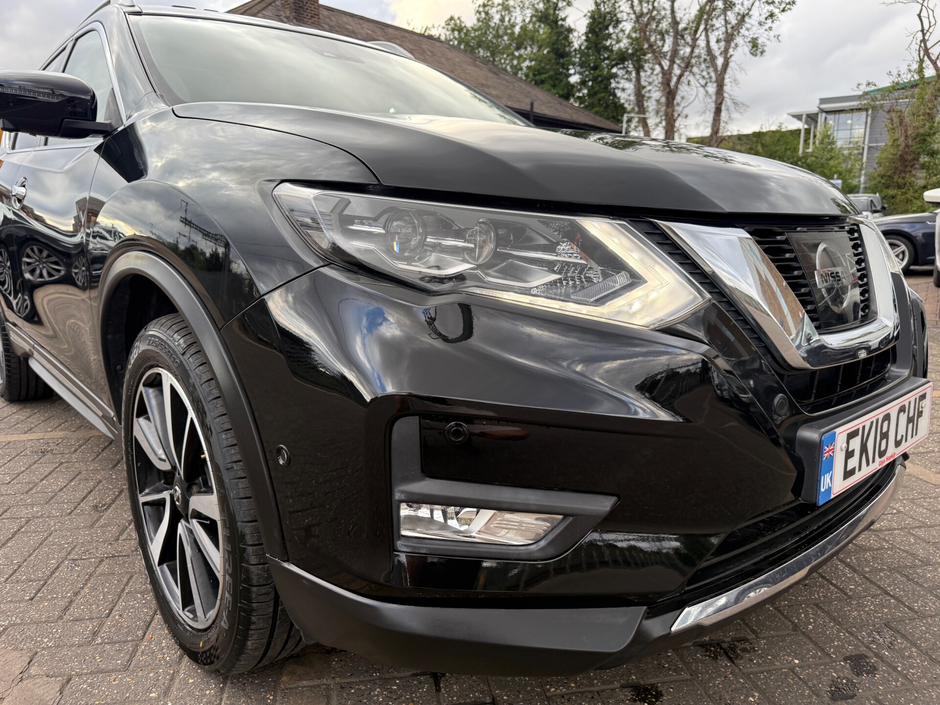Nissan X Trail