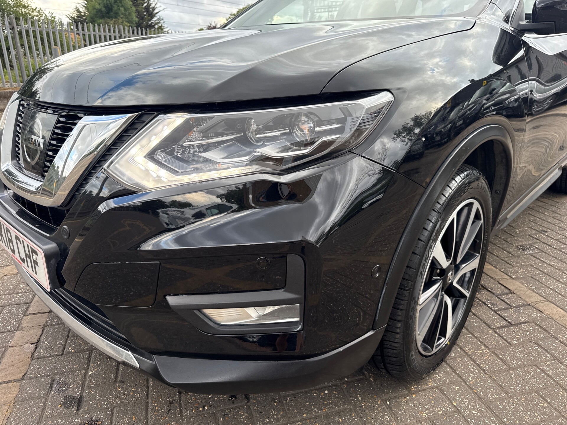 Nissan X Trail