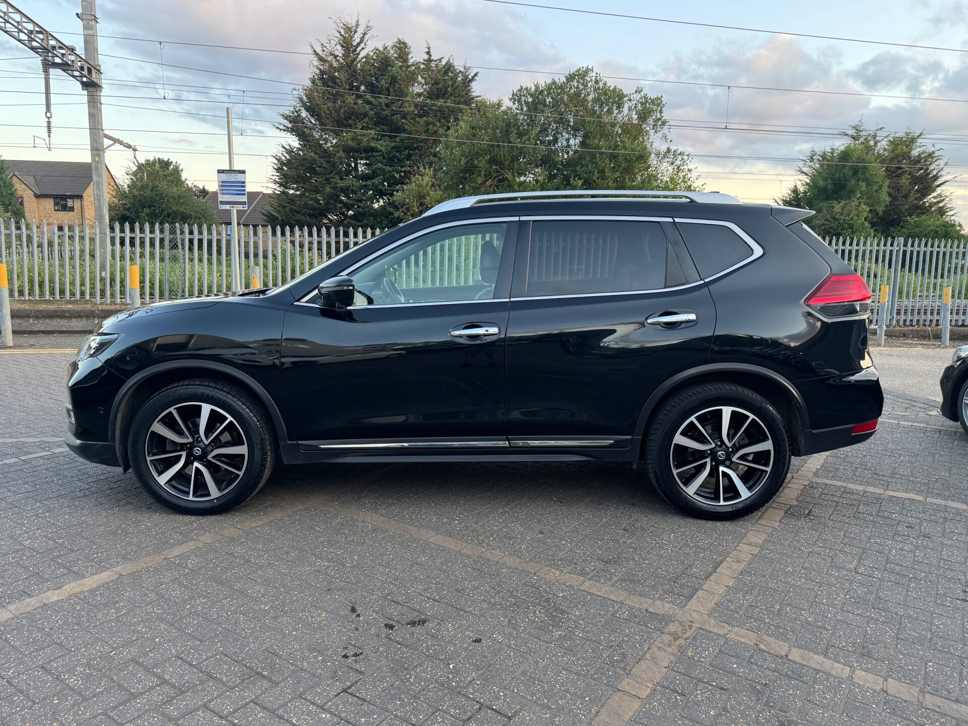 Nissan X Trail