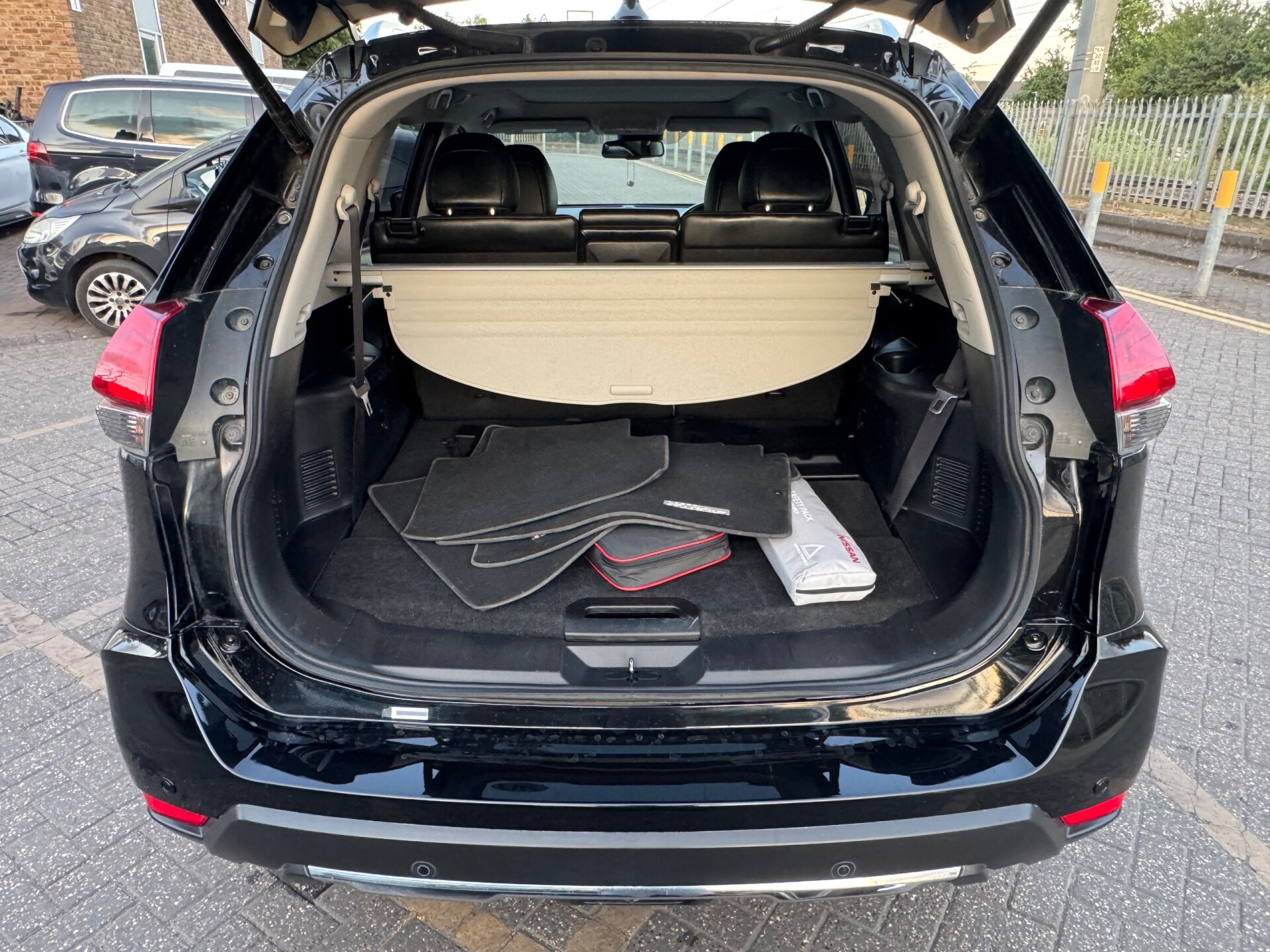 Nissan X Trail