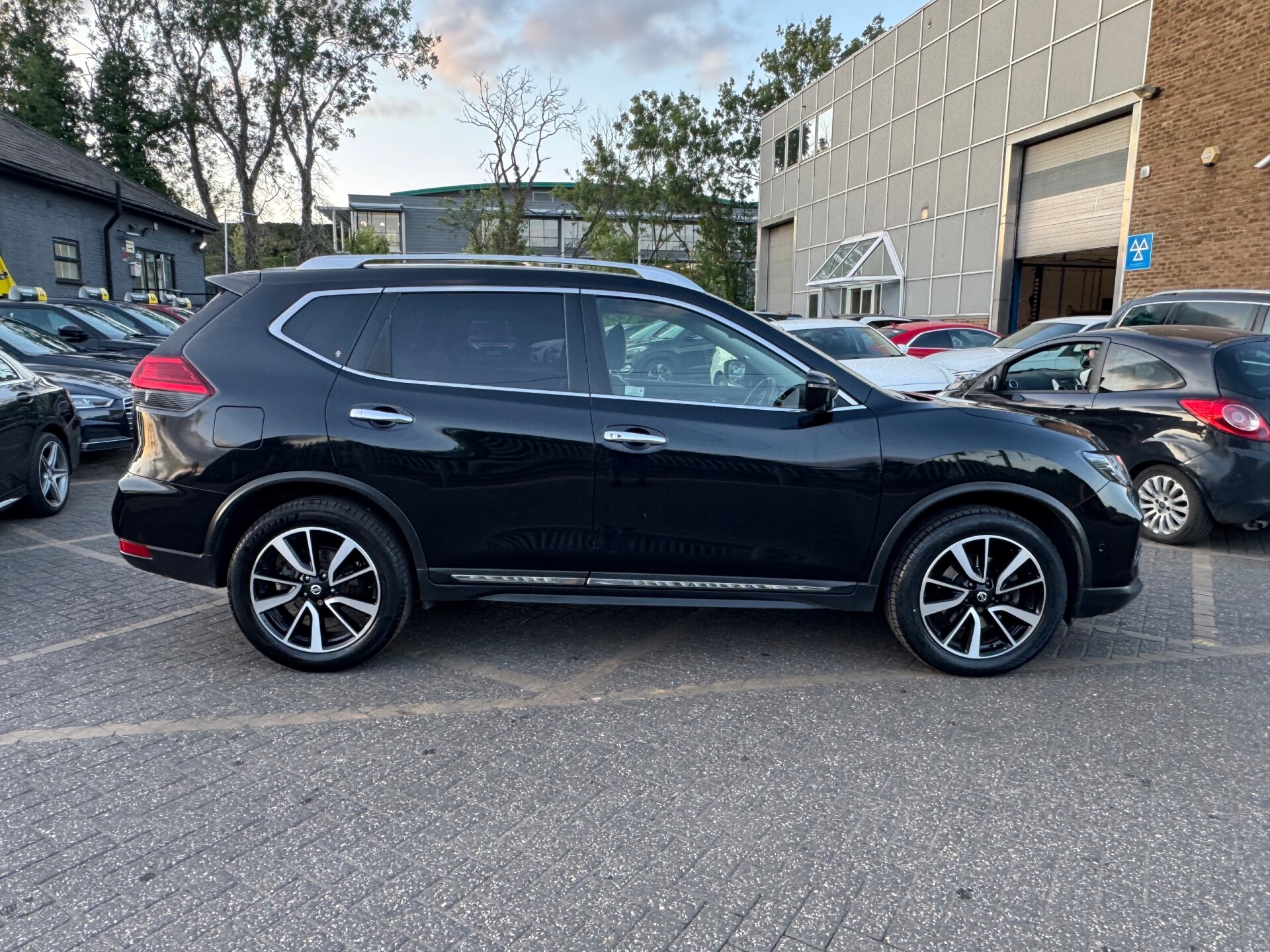 Nissan X Trail