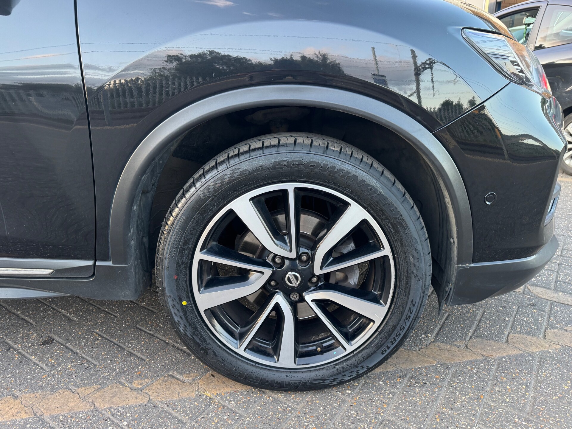 Nissan X Trail